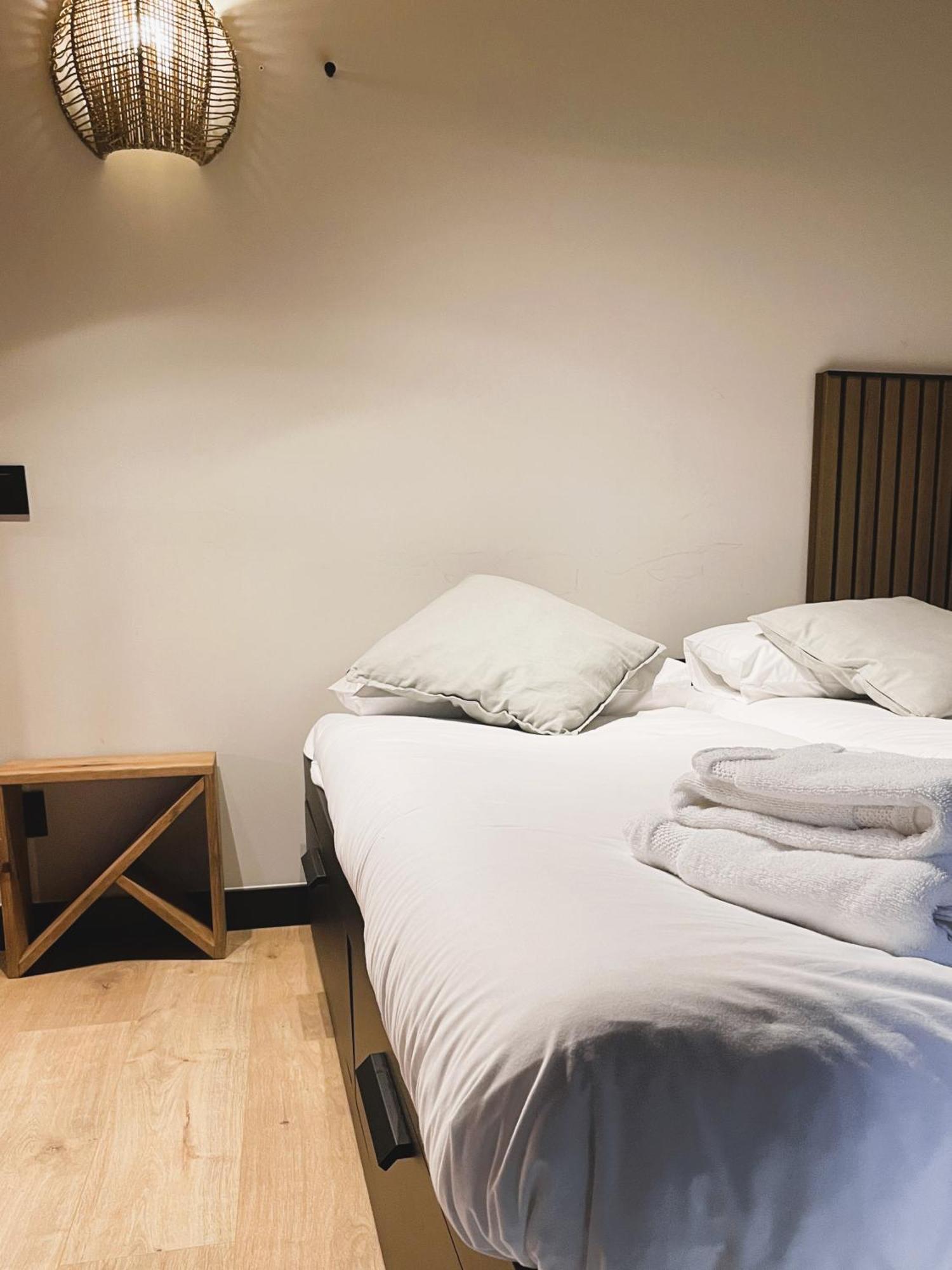 Apartamento Duplex En El Puente Historico, Gra De Fajol Кампродон Екстериор снимка