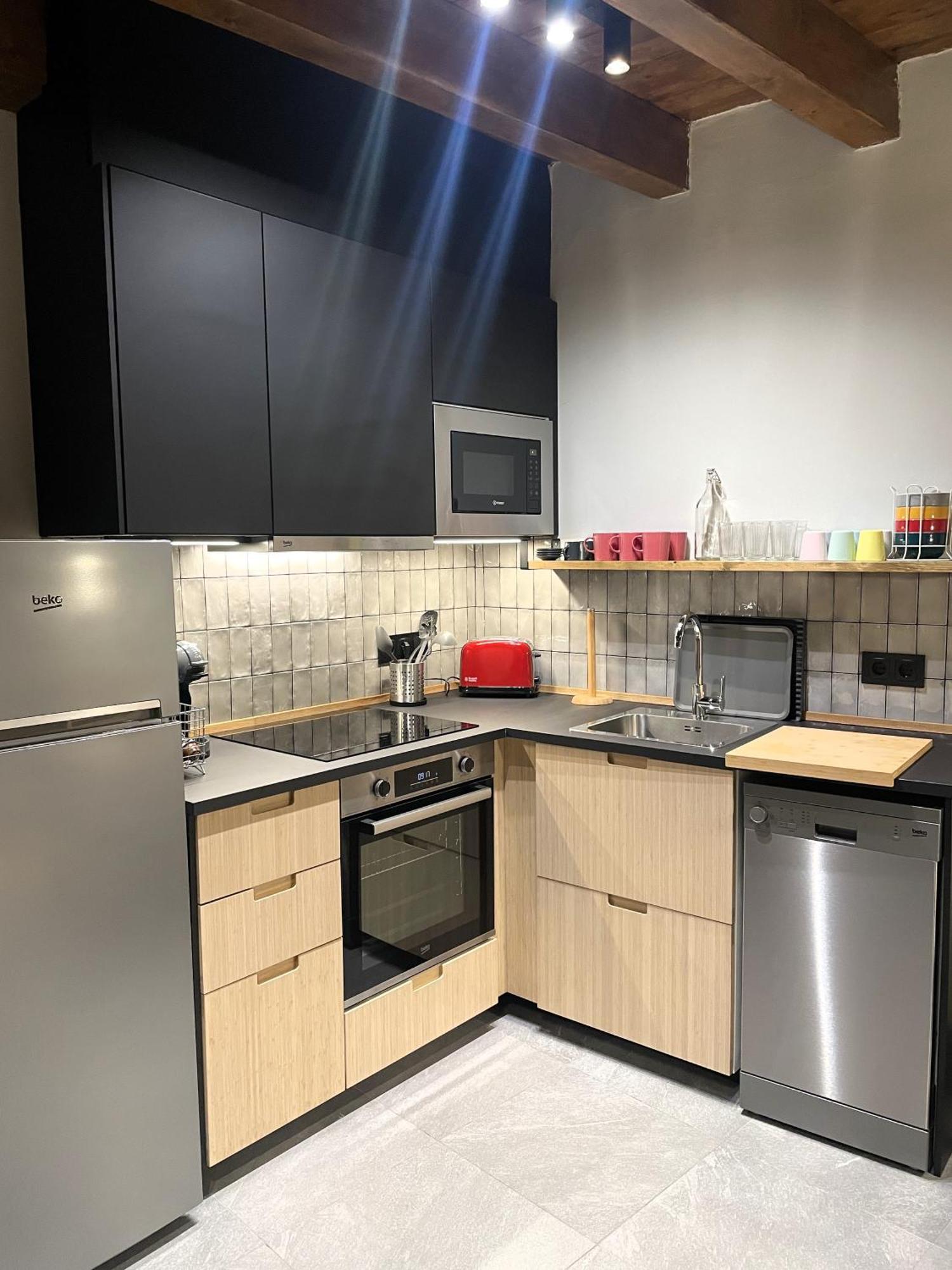 Apartamento Duplex En El Puente Historico, Gra De Fajol Кампродон Екстериор снимка